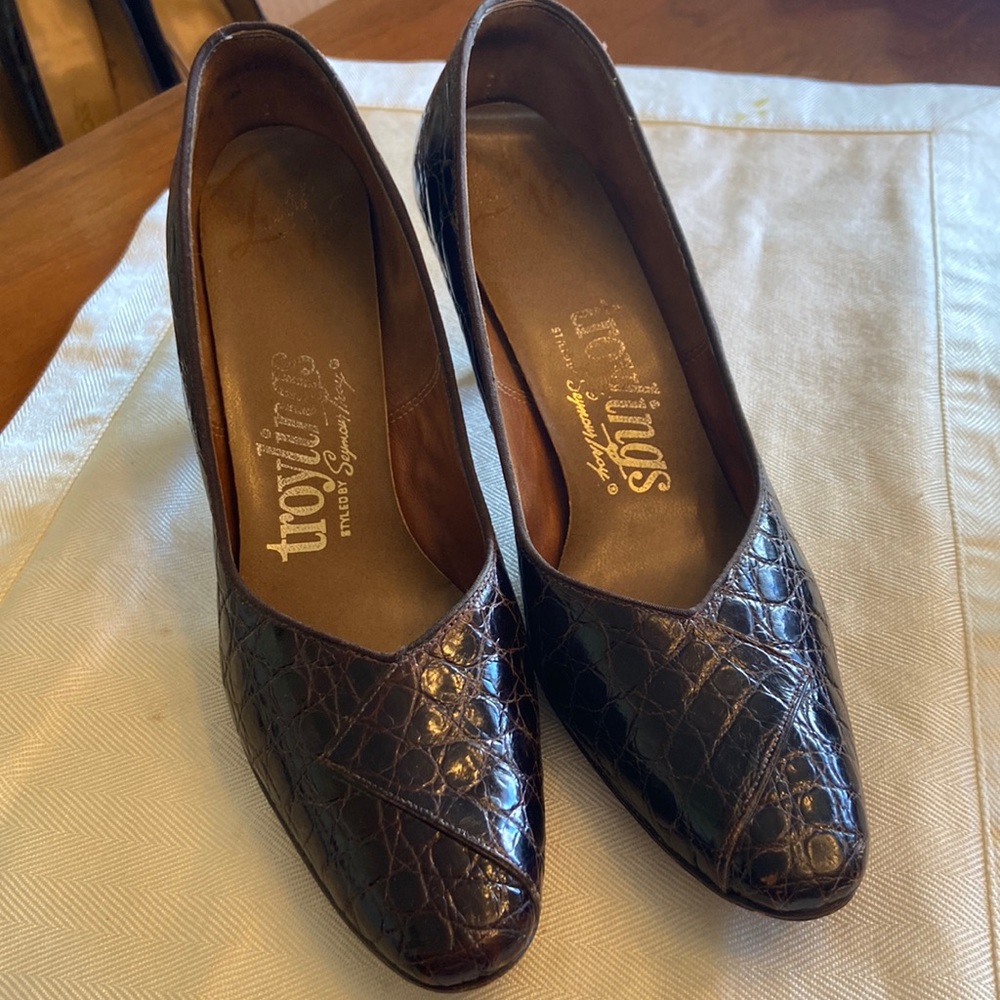 Vintage aligator shoes